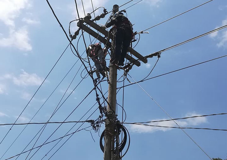 cross-arms-in-transmission-lines-070201
